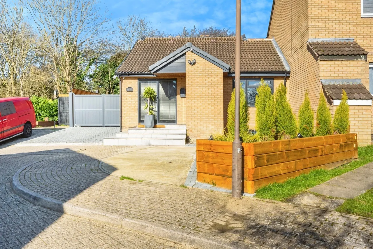 4 bed house for sale — Forest Rise, Eaglestone, Milton Keynes