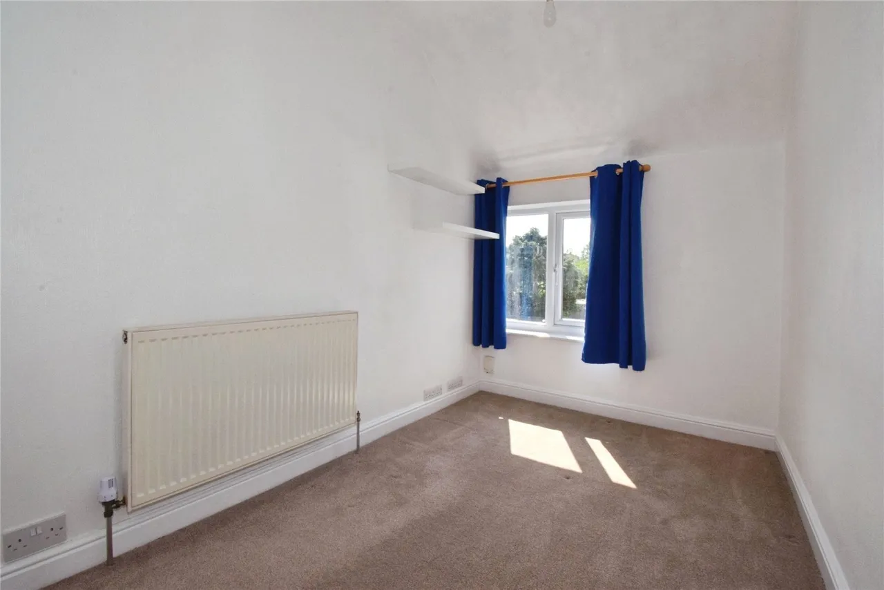 Lansdowne Grove, Wigston, LE18, photo 14