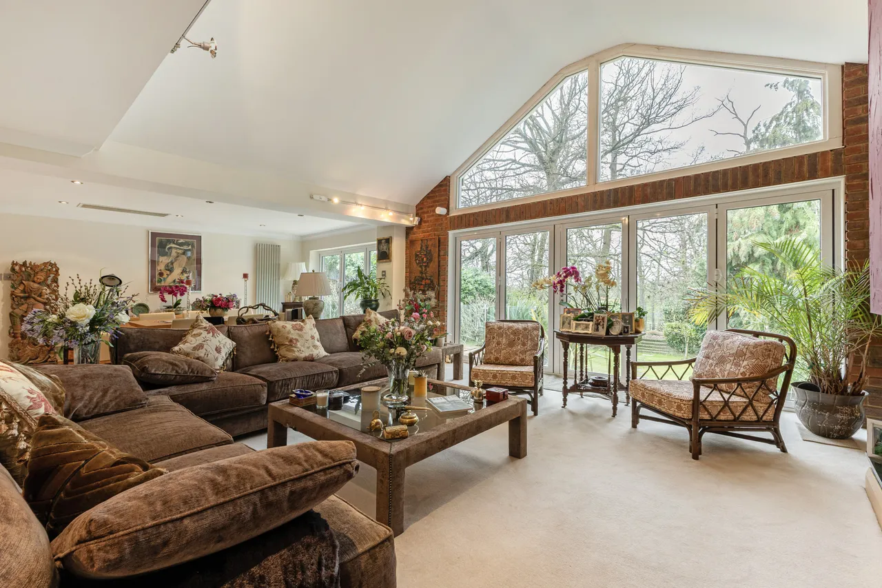 Fallowfield, Stanmore, HA7, photo 2