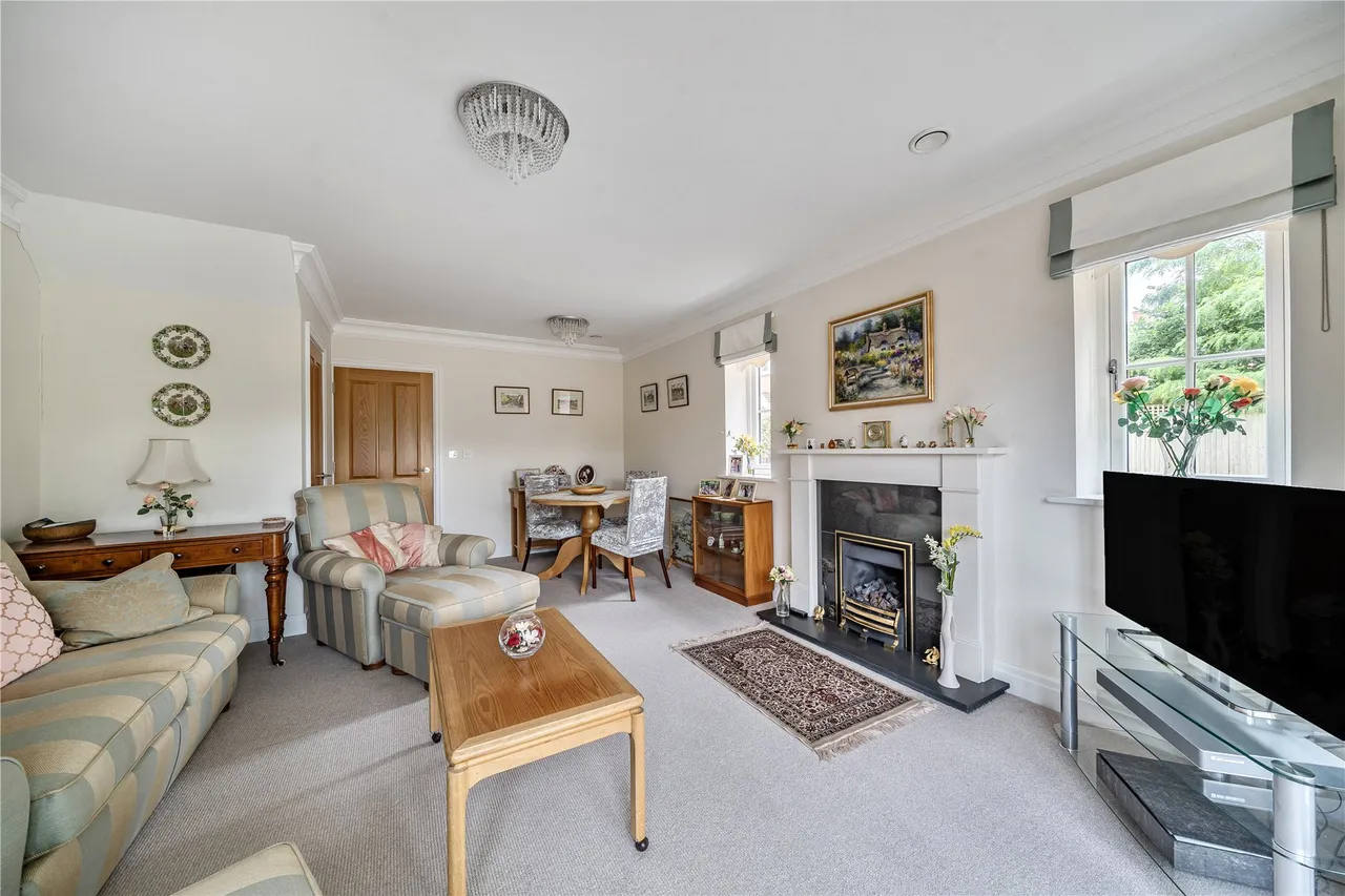 Walsham Mews, Ripley, GU23, photo 4