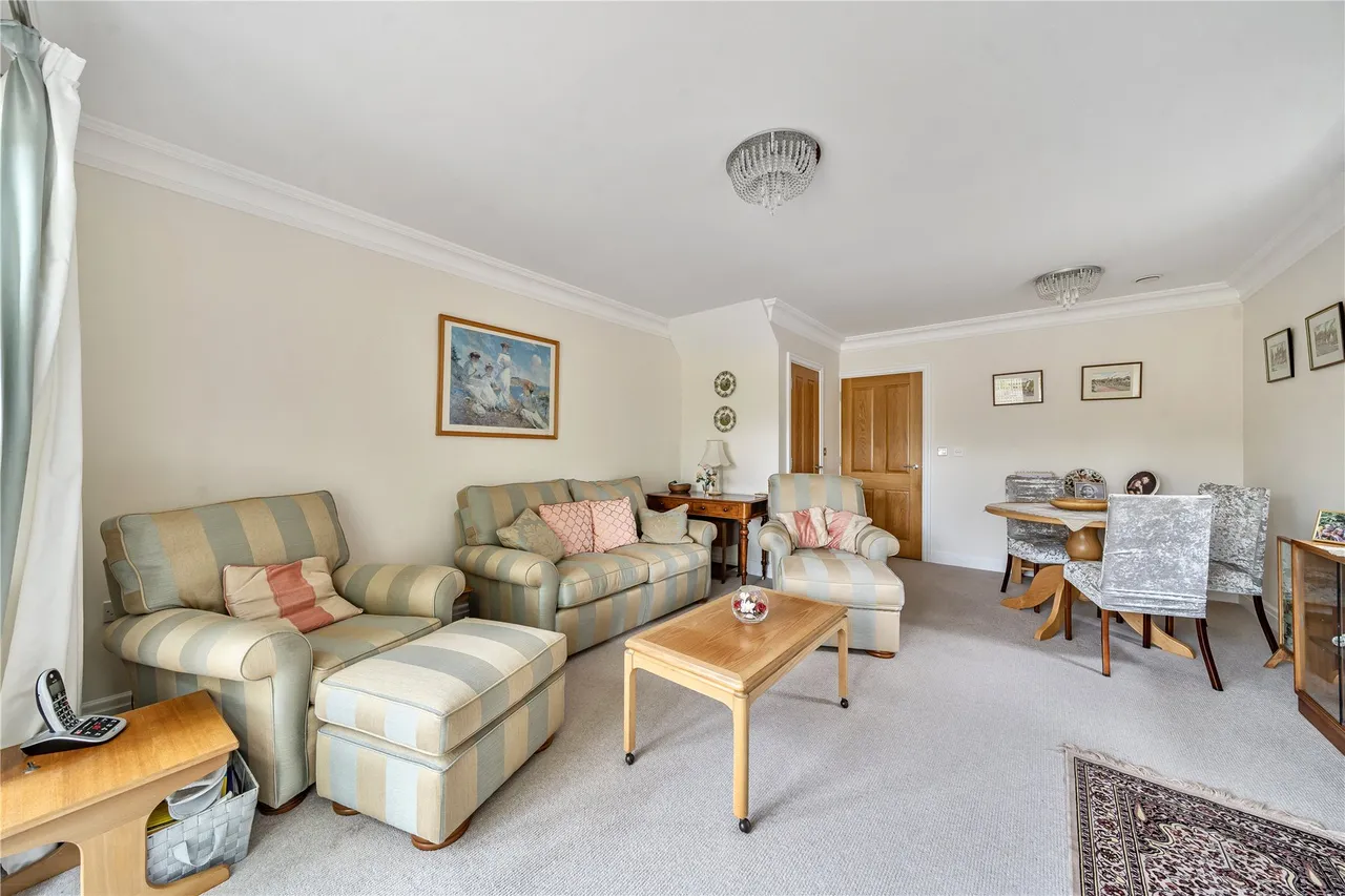 Walsham Mews, Ripley, GU23, photo 5