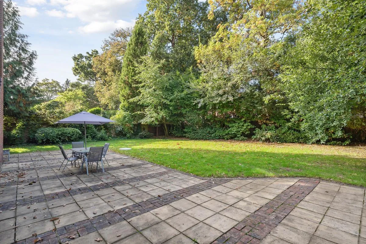 Littleworth Lane, Esher, KT10, photo 16