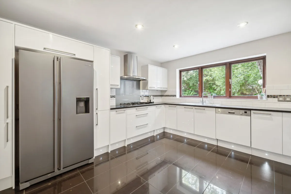 Littleworth Lane, Esher, KT10, photo 12