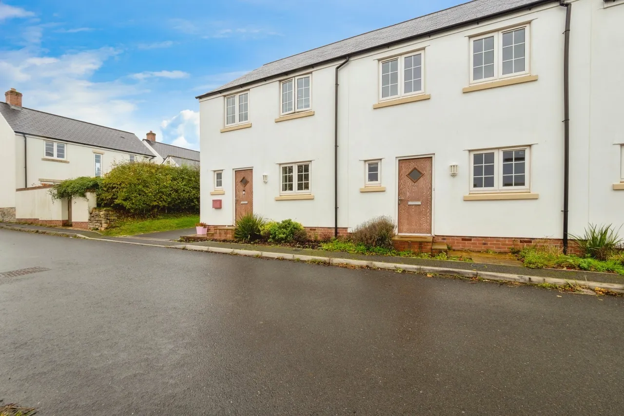 2 bed house for sale, Great View, Chulmleigh, EX18