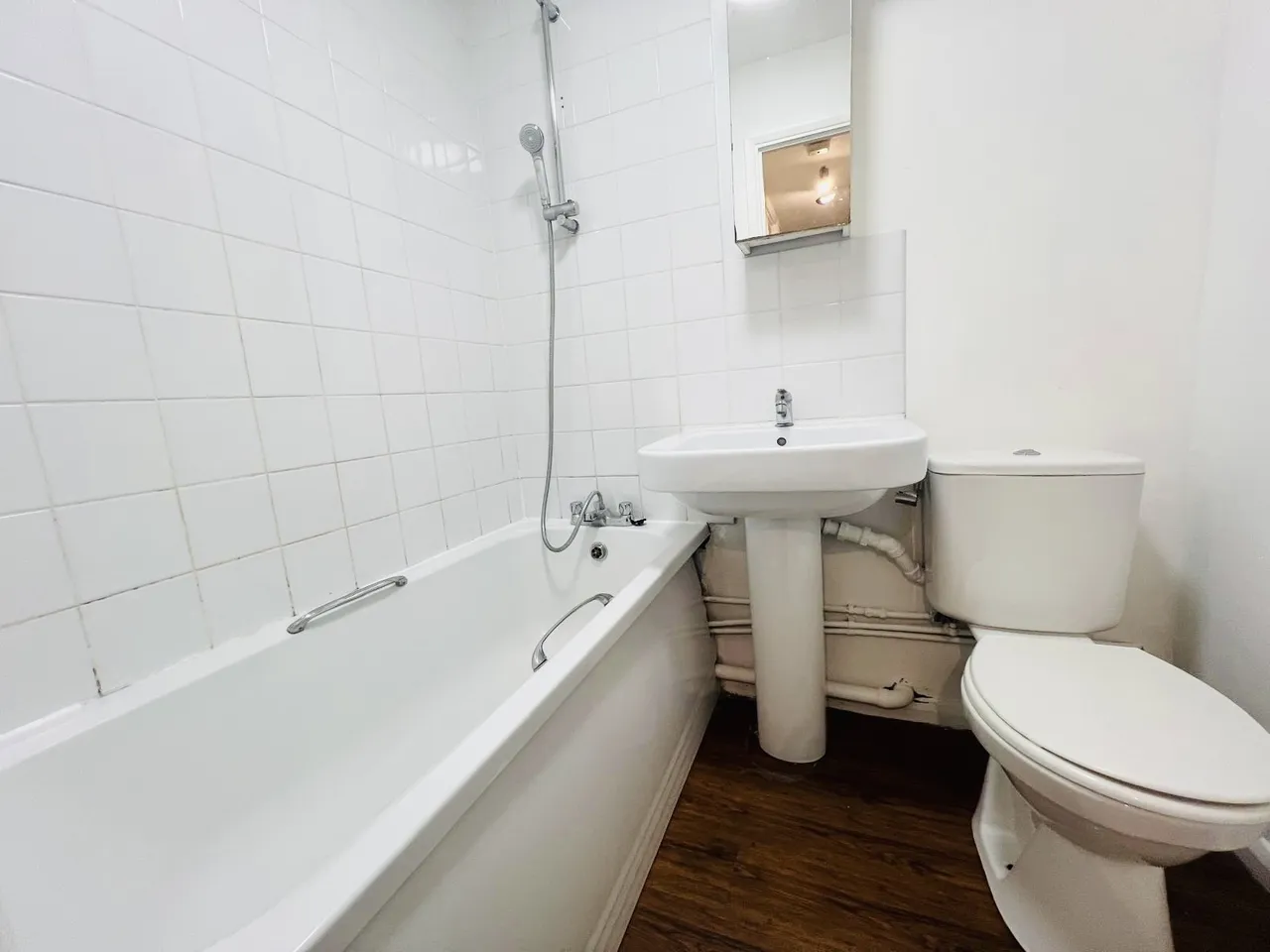 Pound Hill, RH10, photo 7