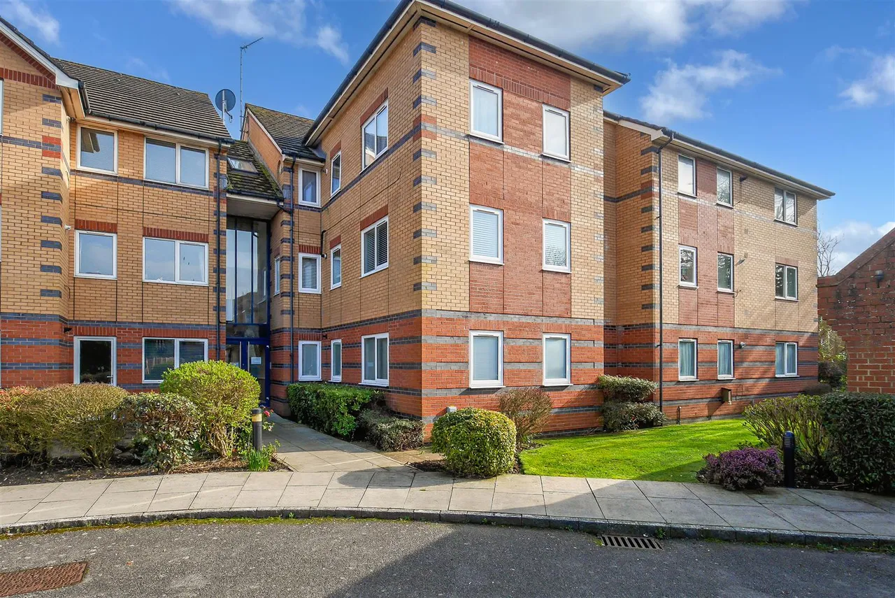 Hambledon Place, Bognor Regis, photo 18