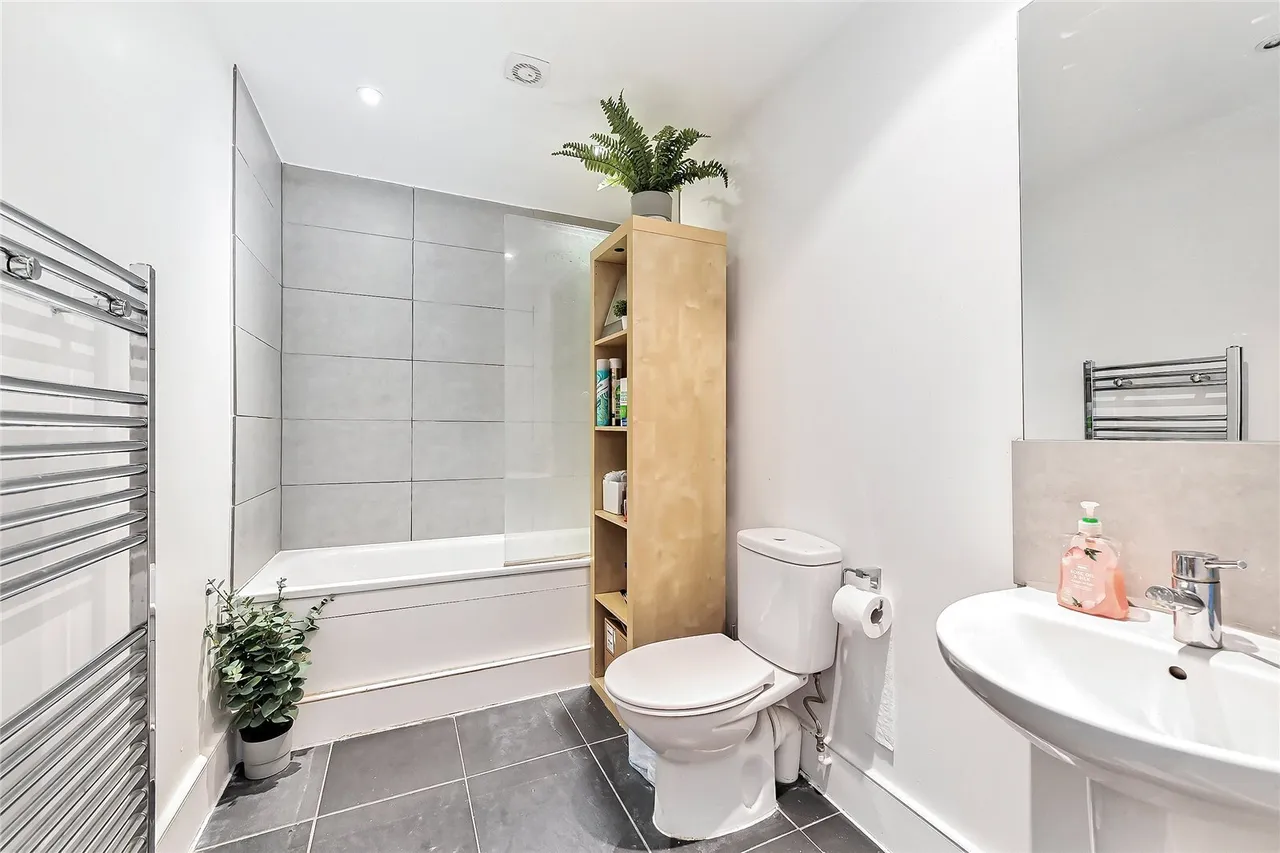Culvert Road, London, SW11, photo 4