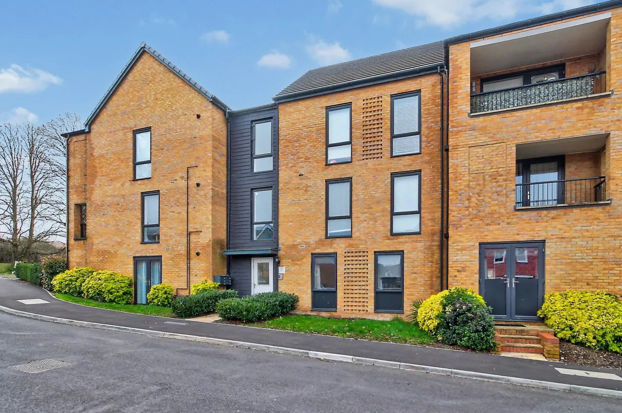Condor Way, Basingstoke, RG24, photo 12