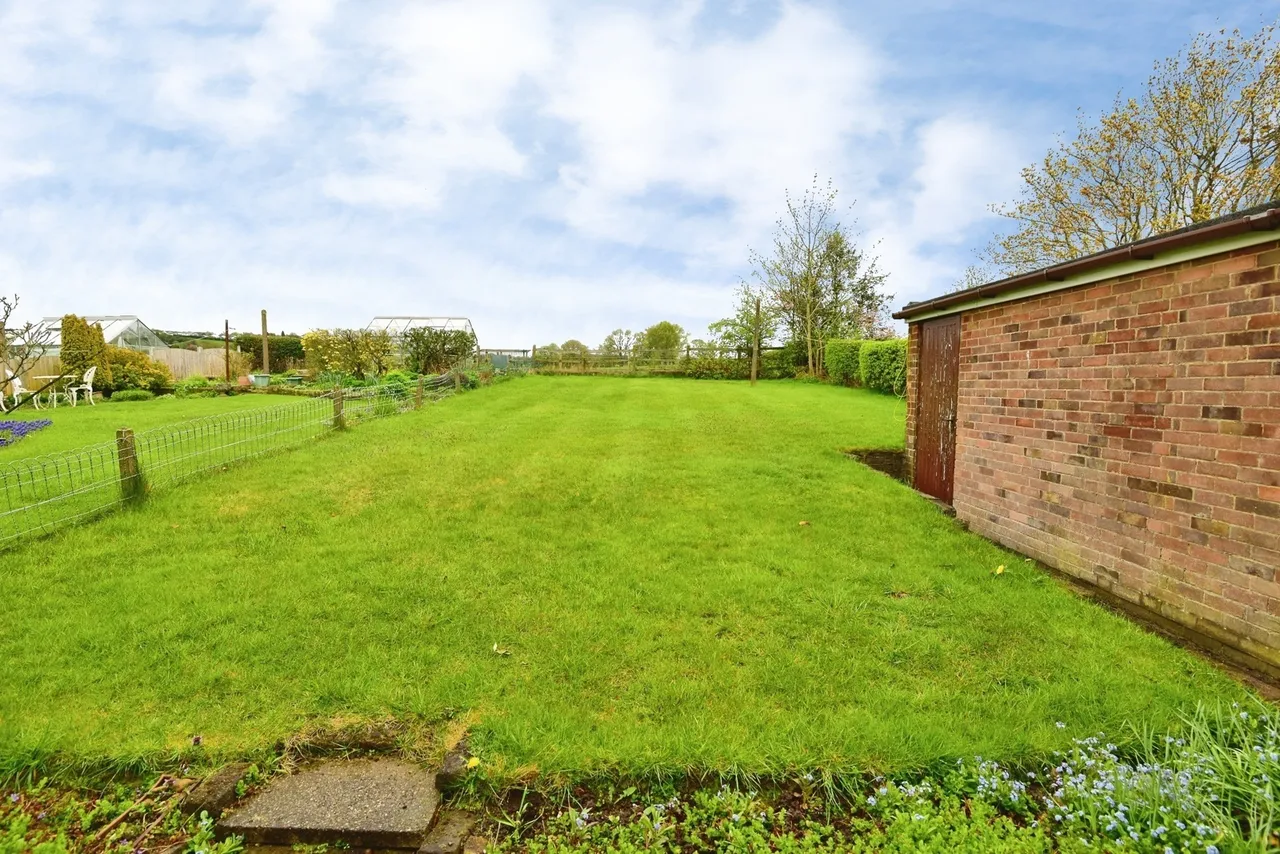 Boyles Hall Road, Bignall End, Stoke-on-Trent, Staffordshire, ST7, photo 18