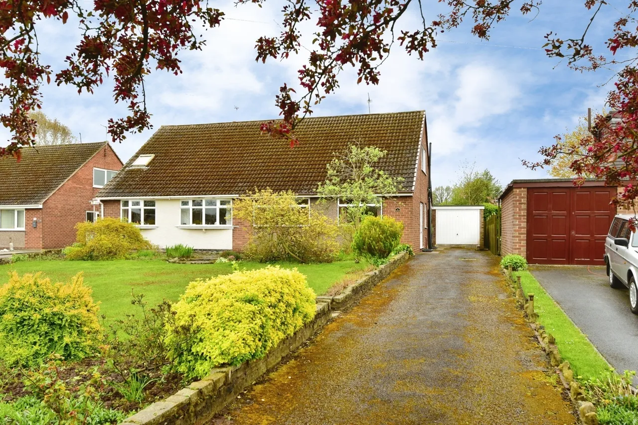3 bed house for sale — Boyles Hall Road, Bignall End, Stoke-on-Trent, Staffordshire, ST7