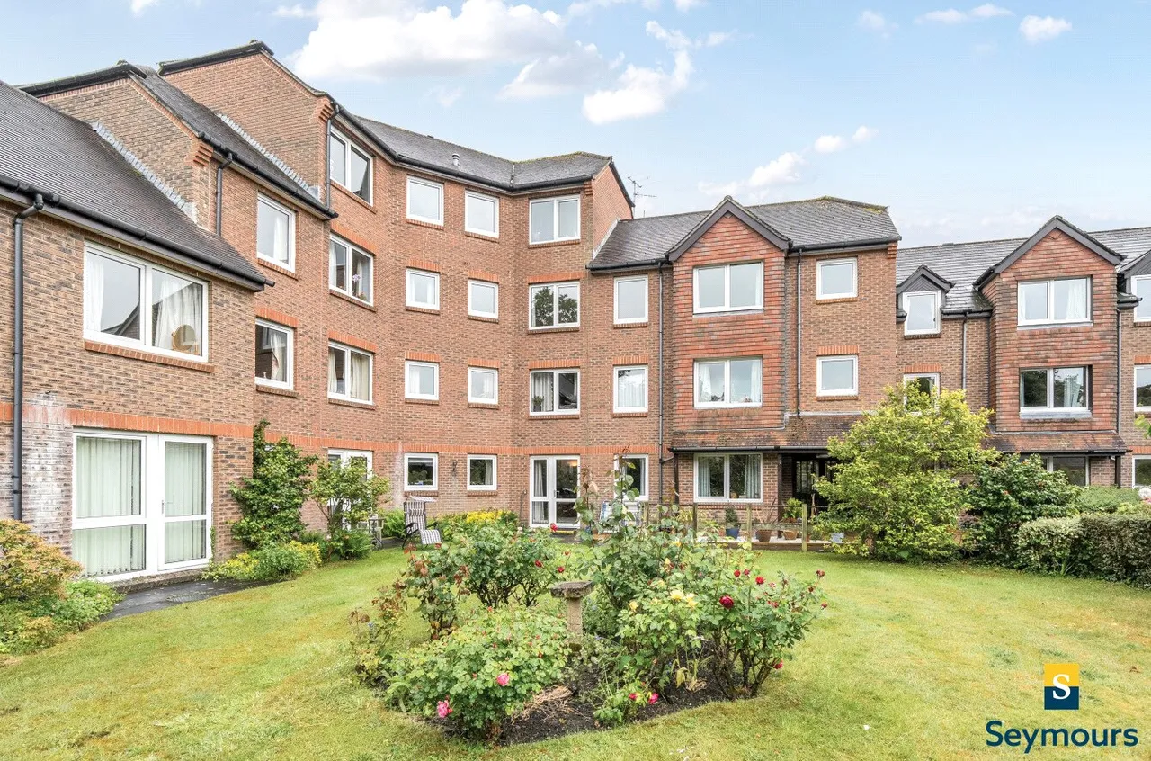 2 bed flat for sale, York Road, Guildford, GU1