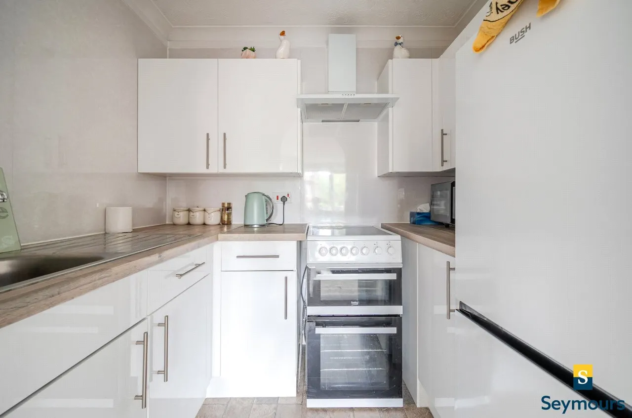 York Road, Guildford, GU1, photo 3