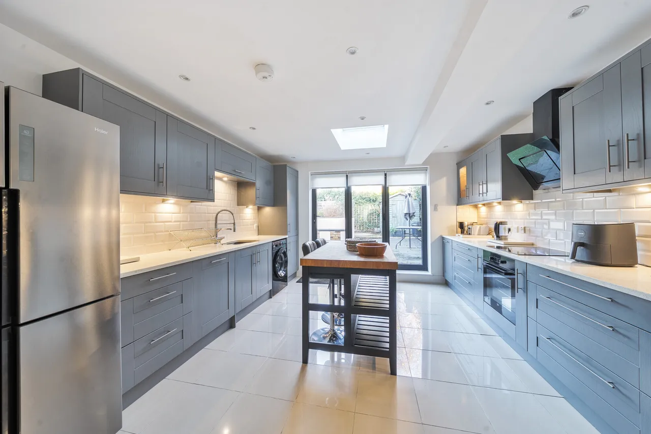 Watton Road, Ware, SG12, photo 5