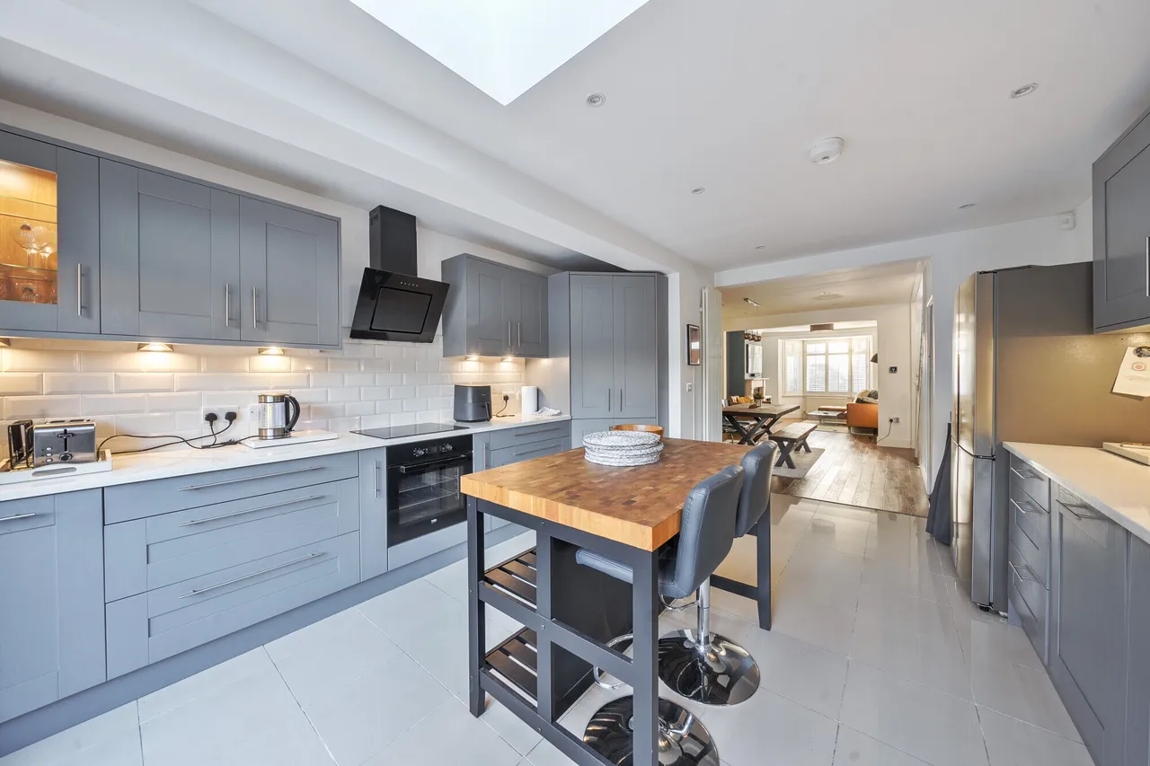 Watton Road, Ware, SG12, photo 6