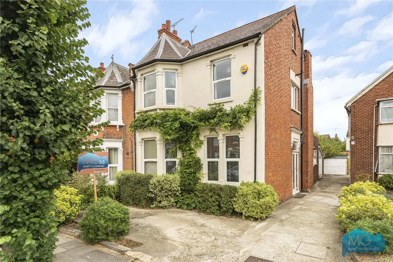 5 bed house for sale, MacDonald Road, London, N11
