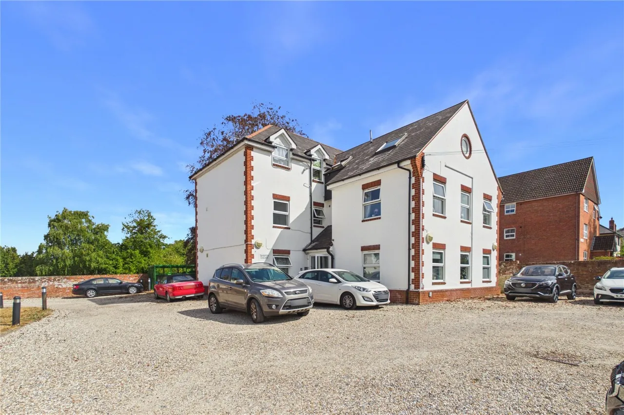Porchester Road, Newbury, RG14, photo 17