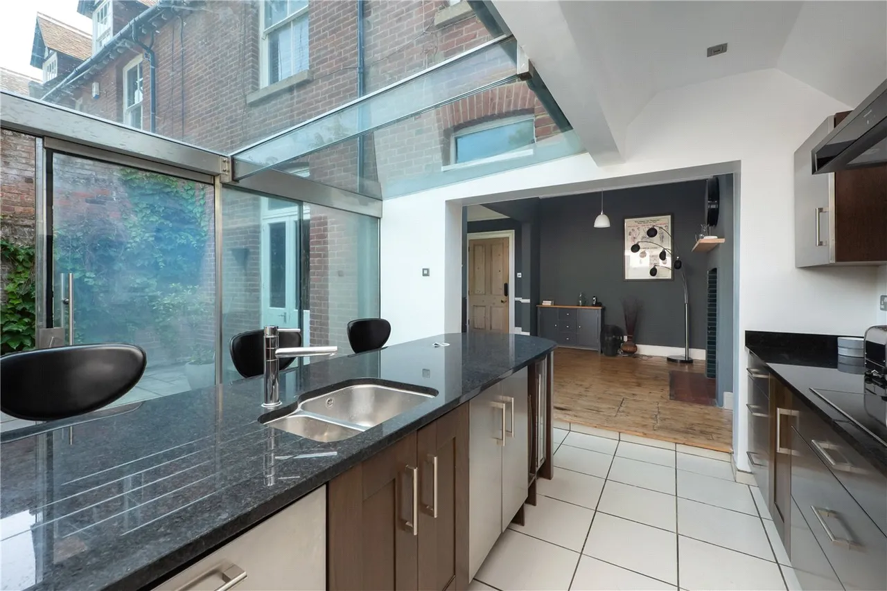 Victoria Road, Canterbury, Kent, CT1, photo 11
