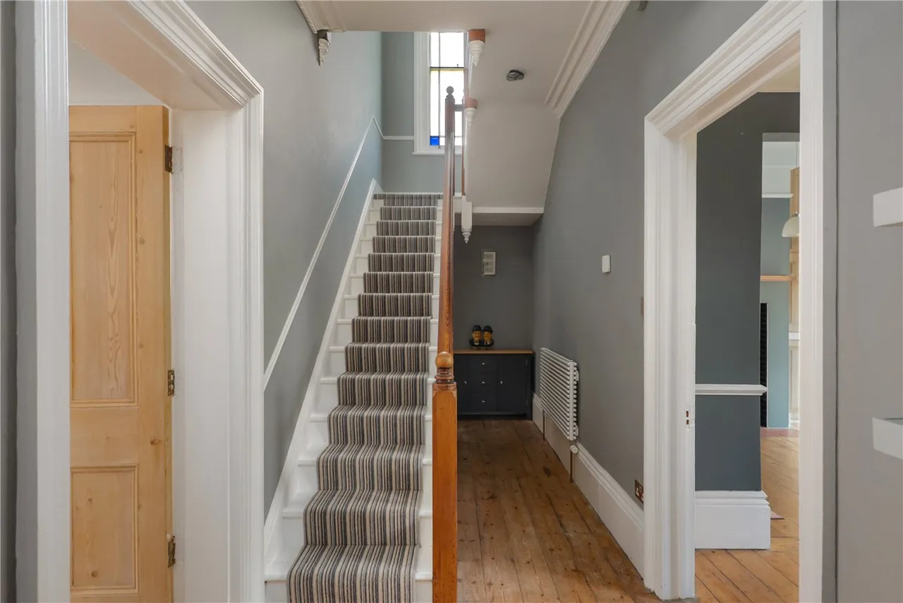 Victoria Road, Canterbury, Kent, CT1, photo 2
