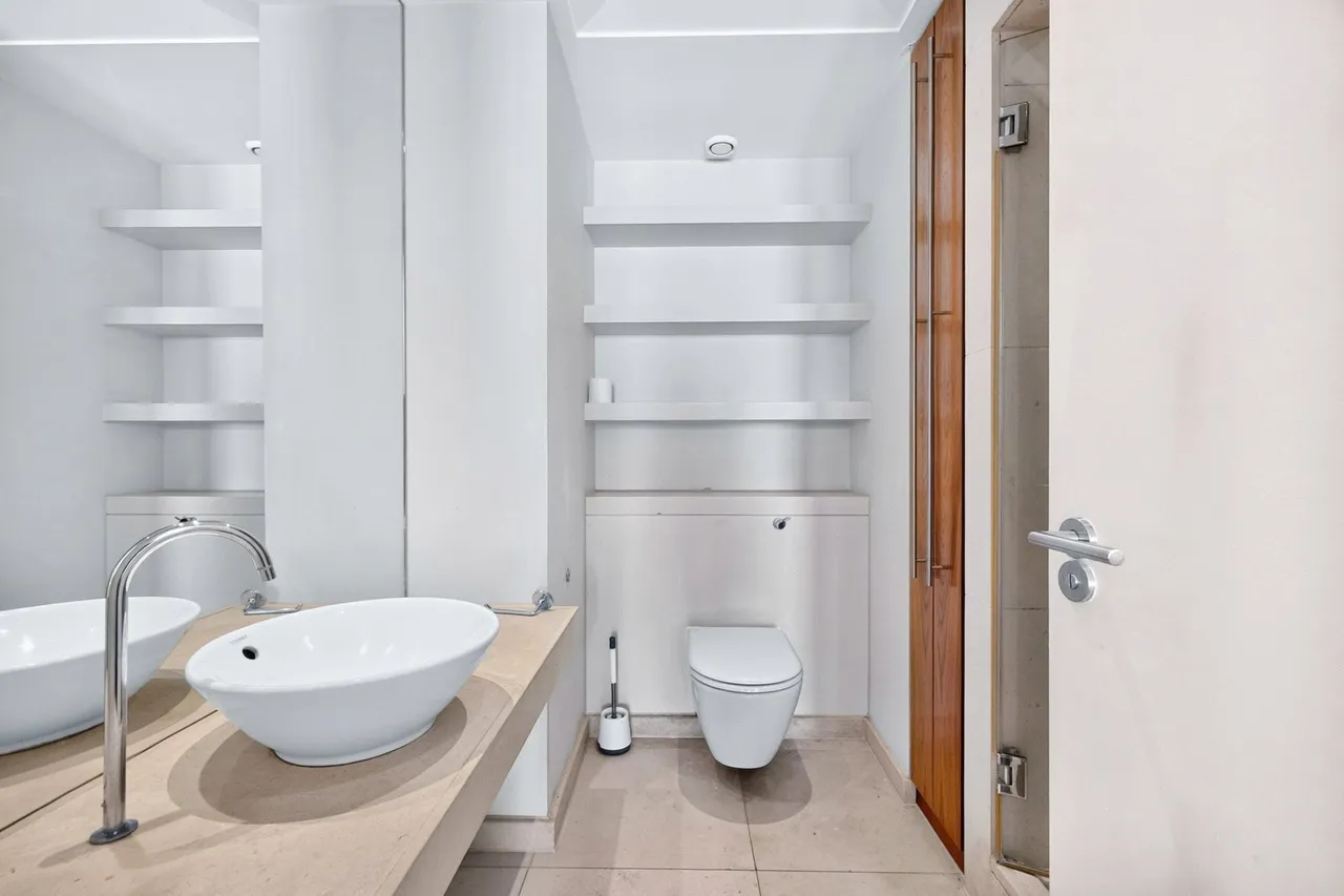 Fairmont Avenue, London, E14, photo 14