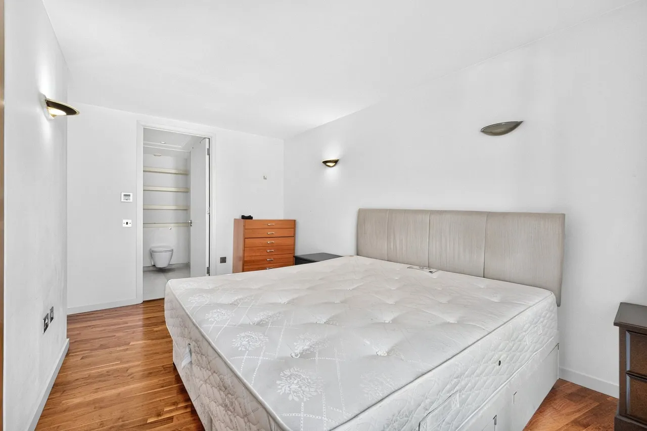 Fairmont Avenue, London, E14, photo 9
