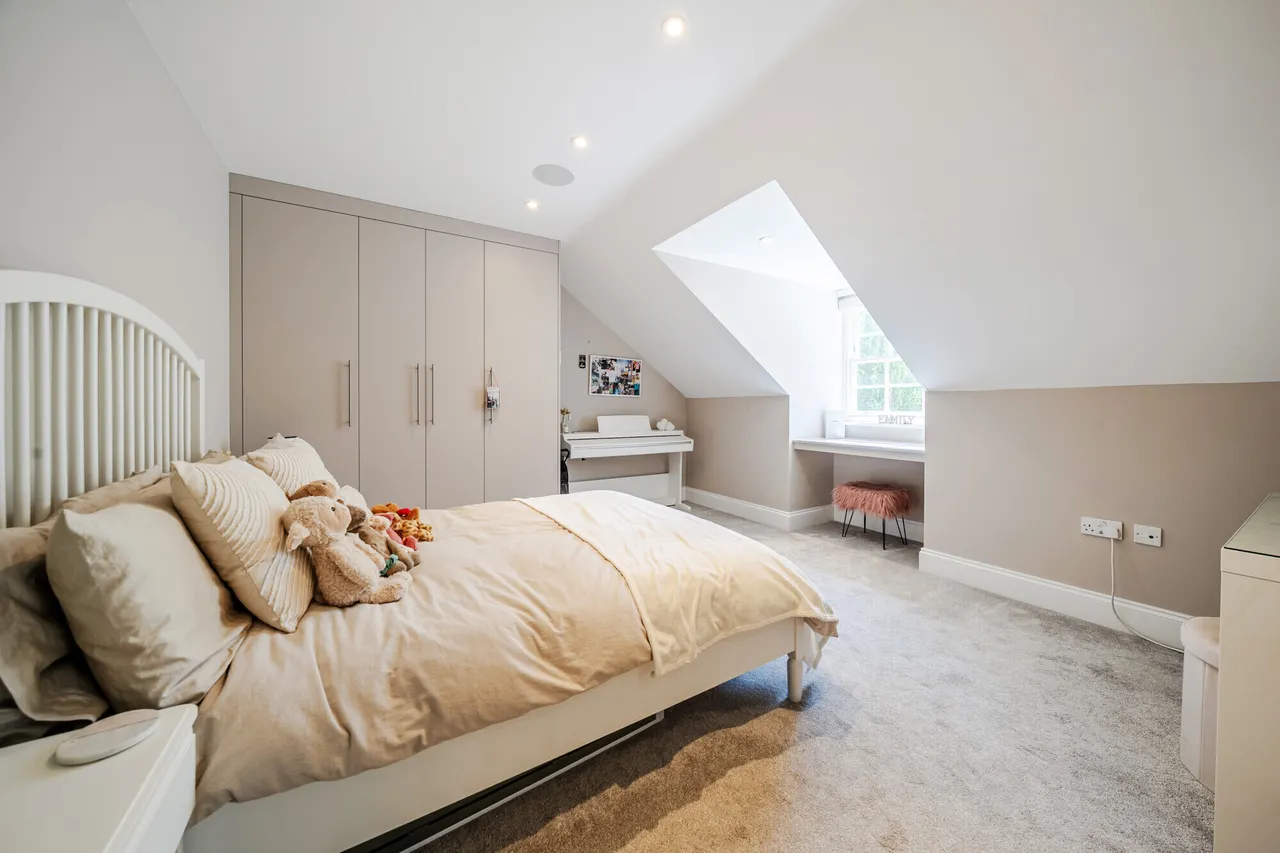 White Horse Close, Hertingfordbury, SG14, photo 18