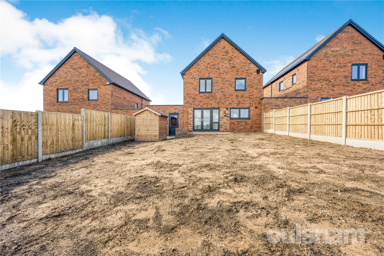 Lowans Court, Redditch, B97, photo 22