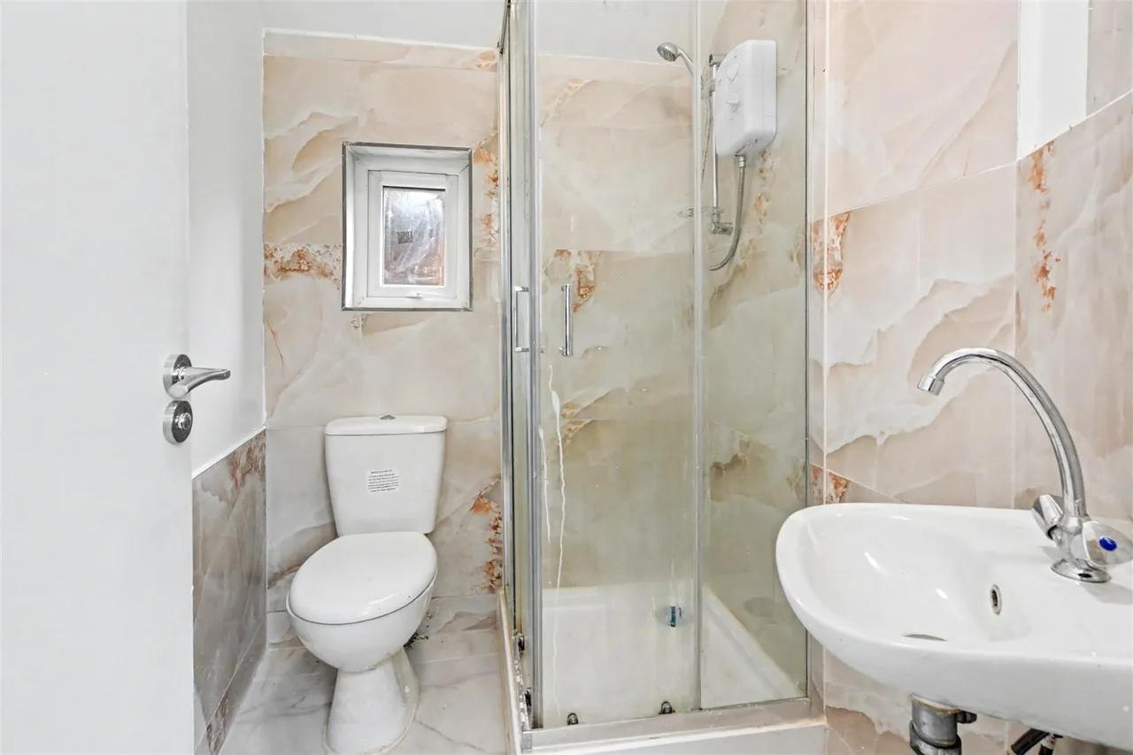 Colwick Road, Nottingham, NG2, photo 8