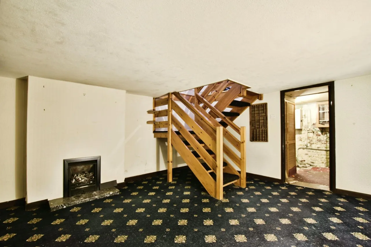 Borough Road, Altrincham, WA15, photo 17