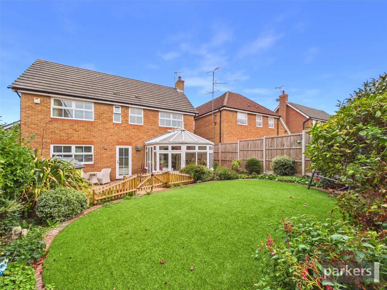 Hurricane Way, Woodley, RG5, photo 15