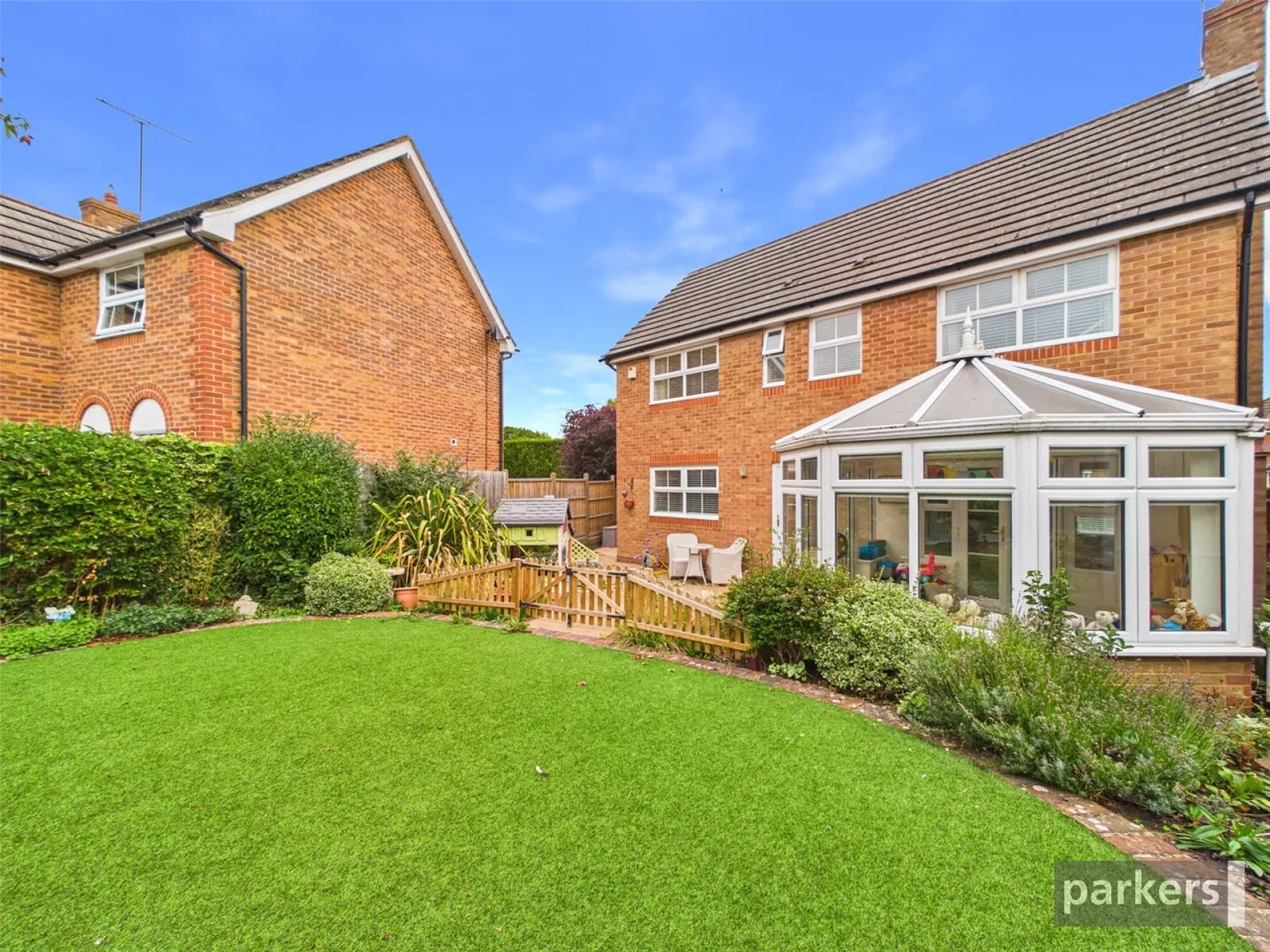 Hurricane Way, Woodley, RG5, photo 14