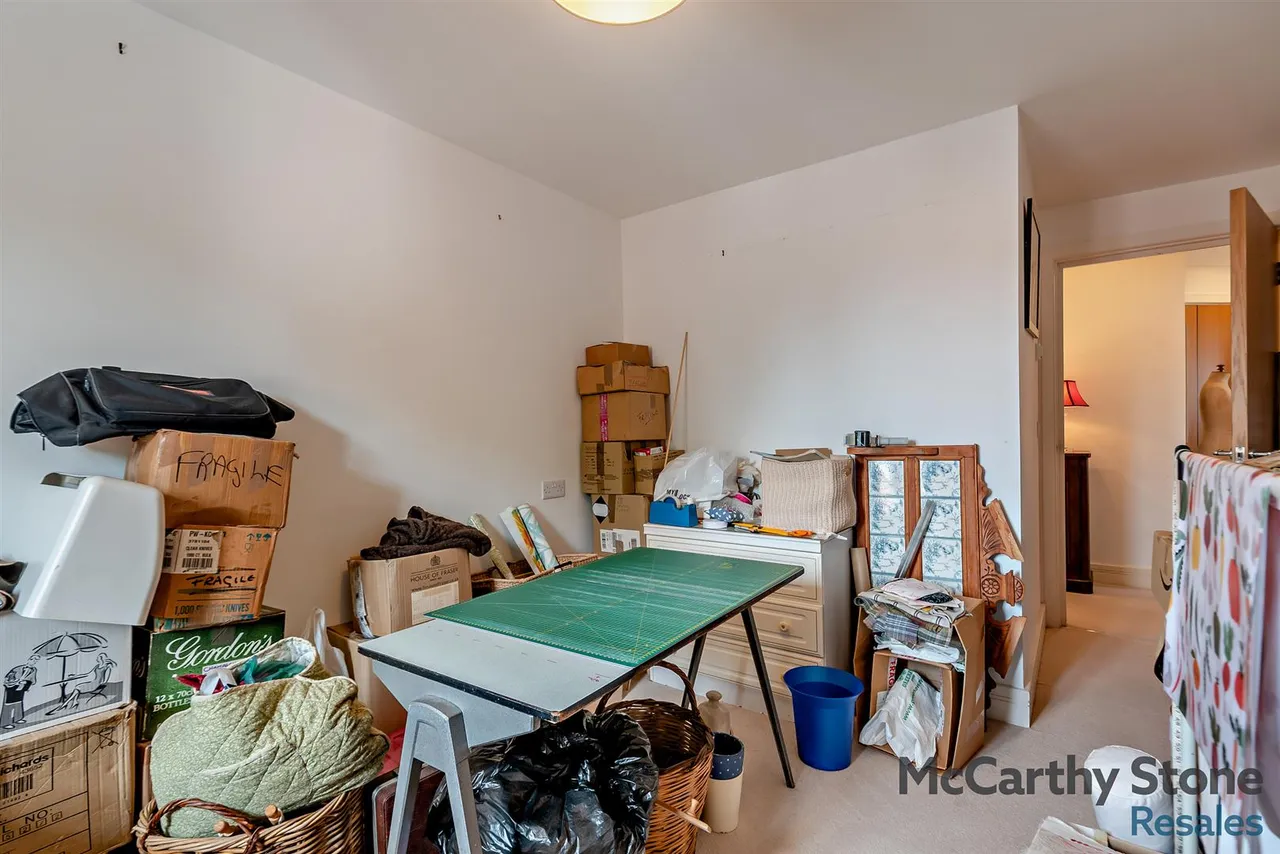 Hawthorn Road, Bognor Regis, PO21, photo 11