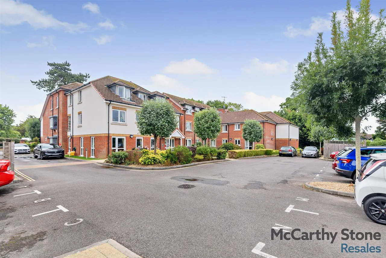 Hawthorn Road, Bognor Regis, PO21, photo 17