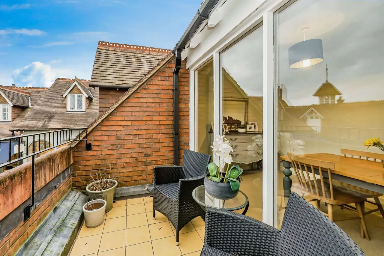 High Street, Marlow, SL7, photo 5