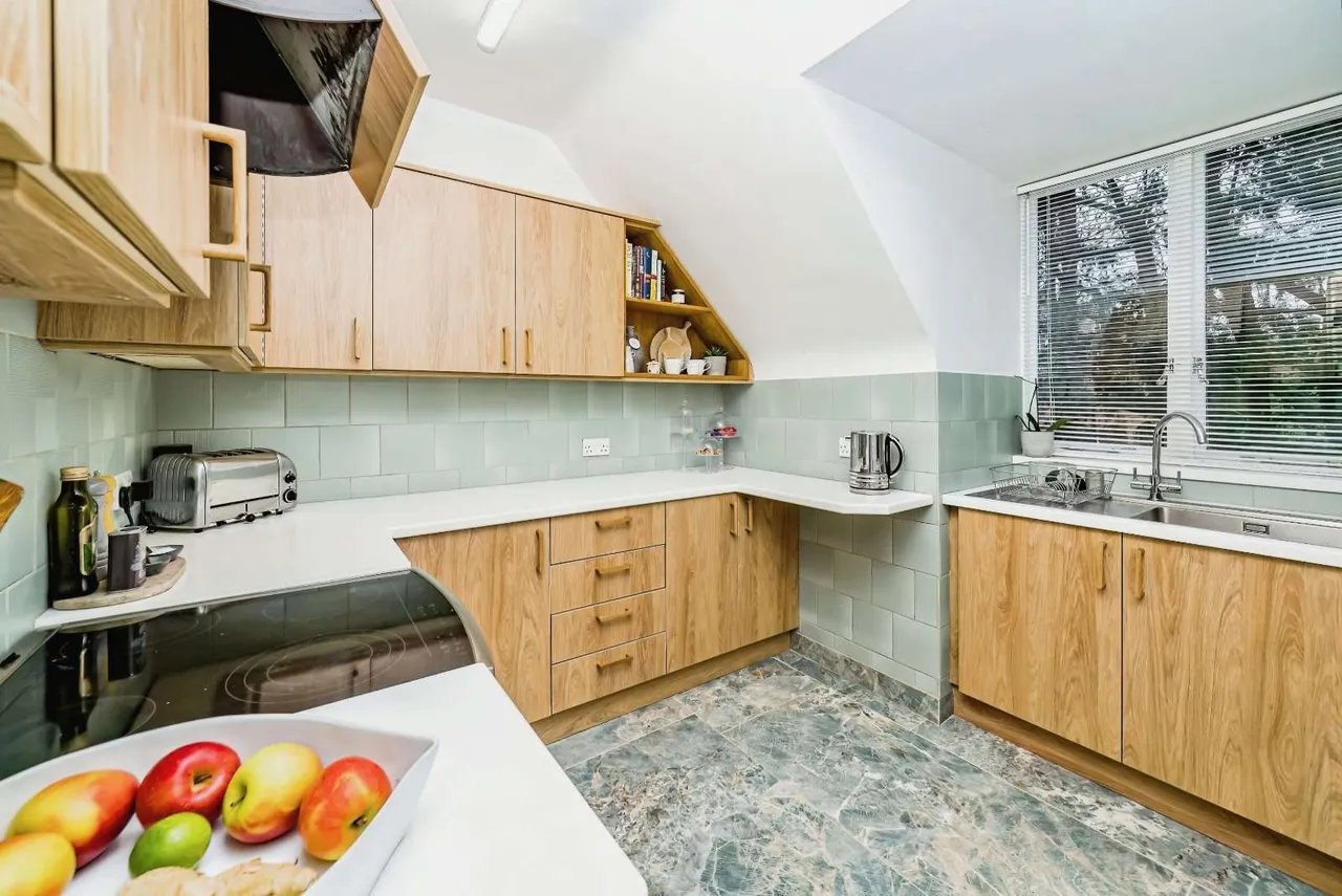 High Street, Marlow, SL7, photo 6