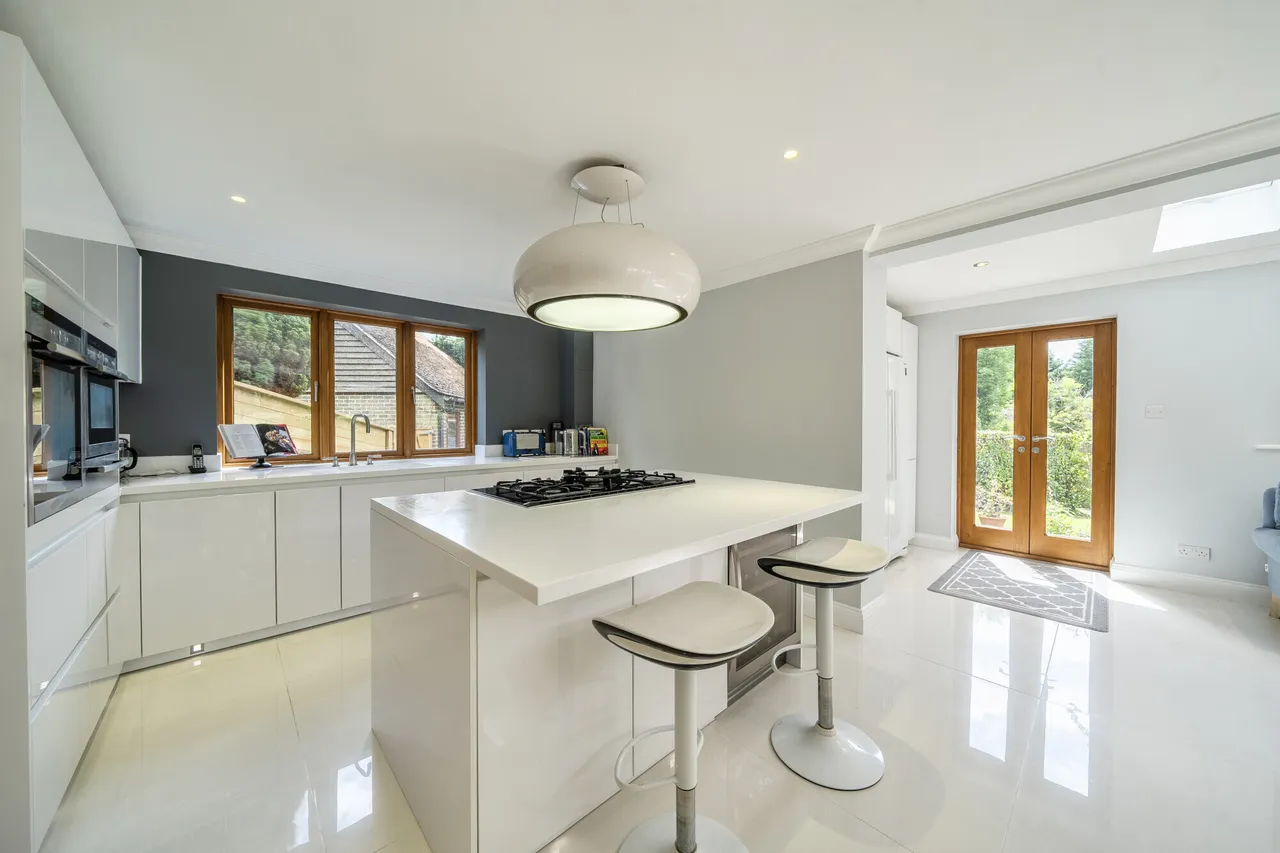 Wildgoose Drive, Horsham, RH12, photo 4