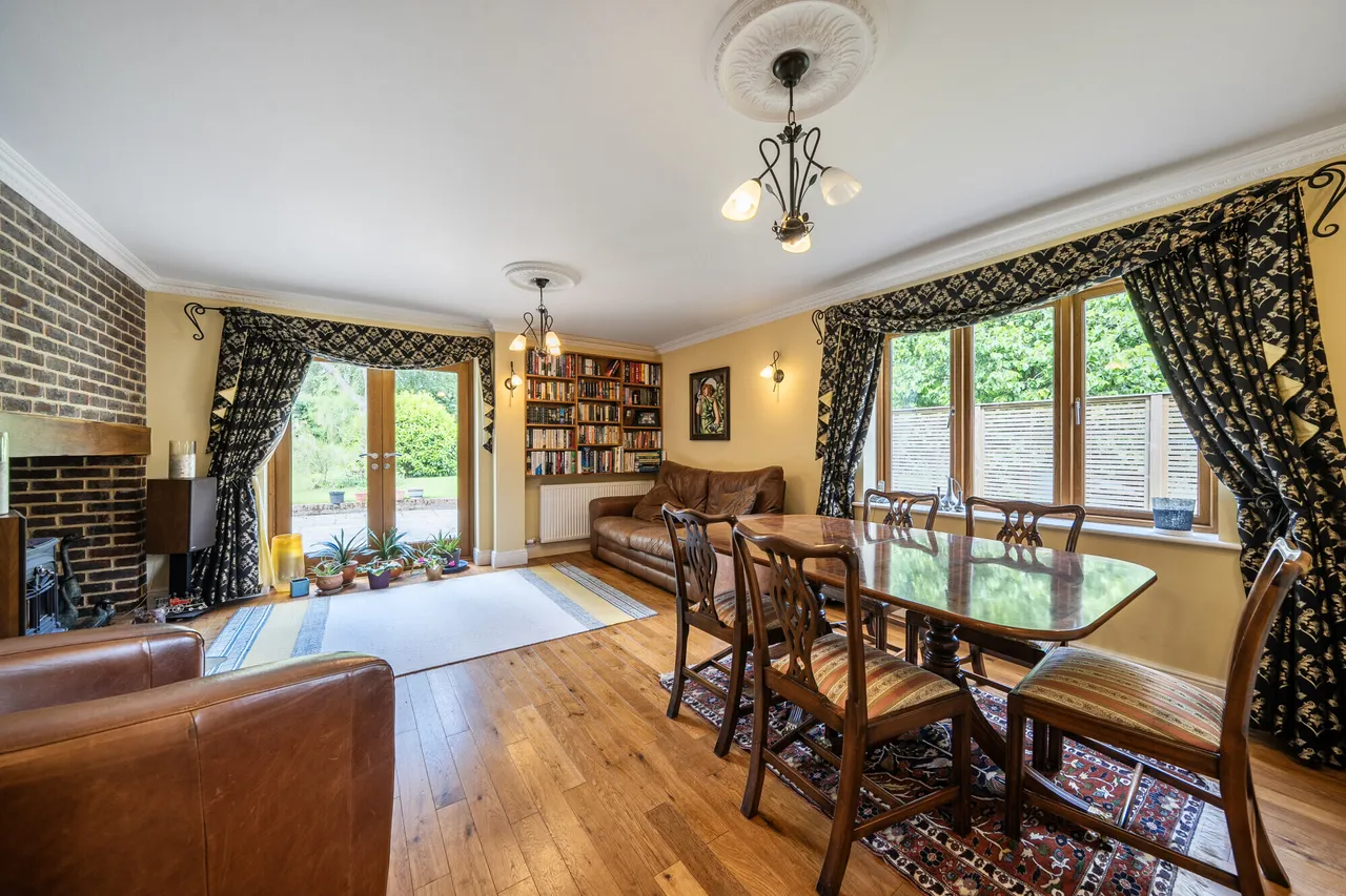 Wildgoose Drive, Horsham, RH12, photo 6