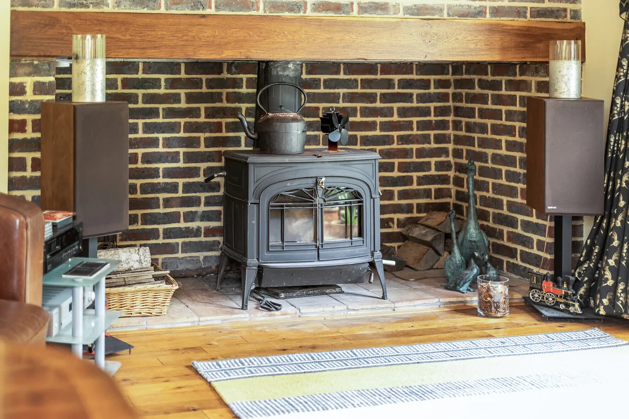 Wildgoose Drive, Horsham, RH12, photo 7
