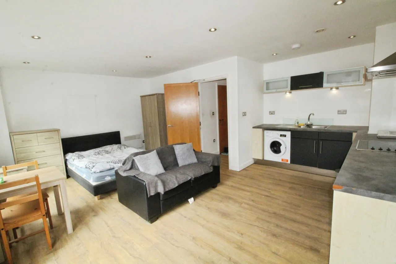 Cavendish Street, Sheffield, S3, photo 2