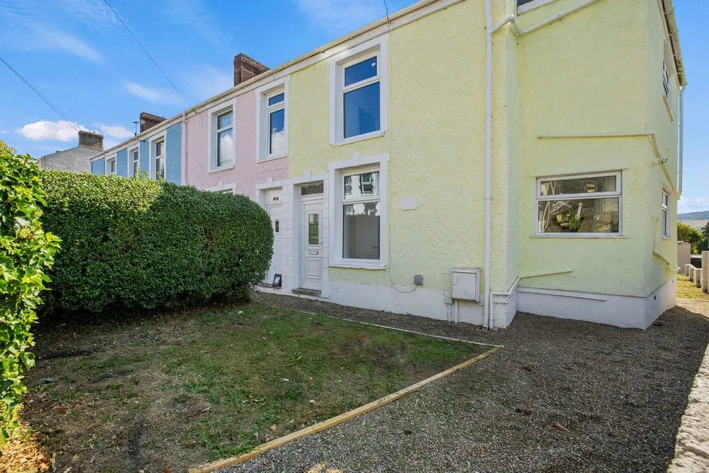 Cefn Road, Bonymaen, Swansea, West Glamorgan, SA1 7HH, photo 16