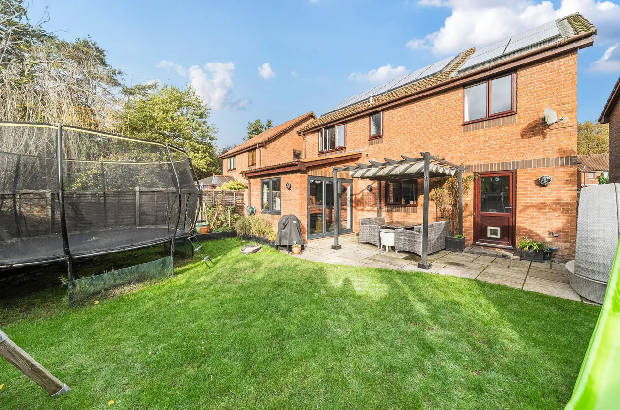 Fawler Mead, Bracknell, Berkshire, RG12 9YW, photo 6