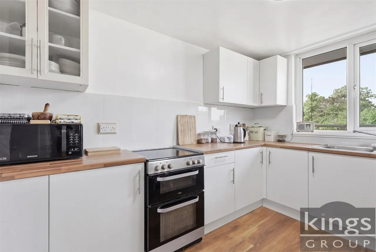 Cedar Road, Enfield, photo 5