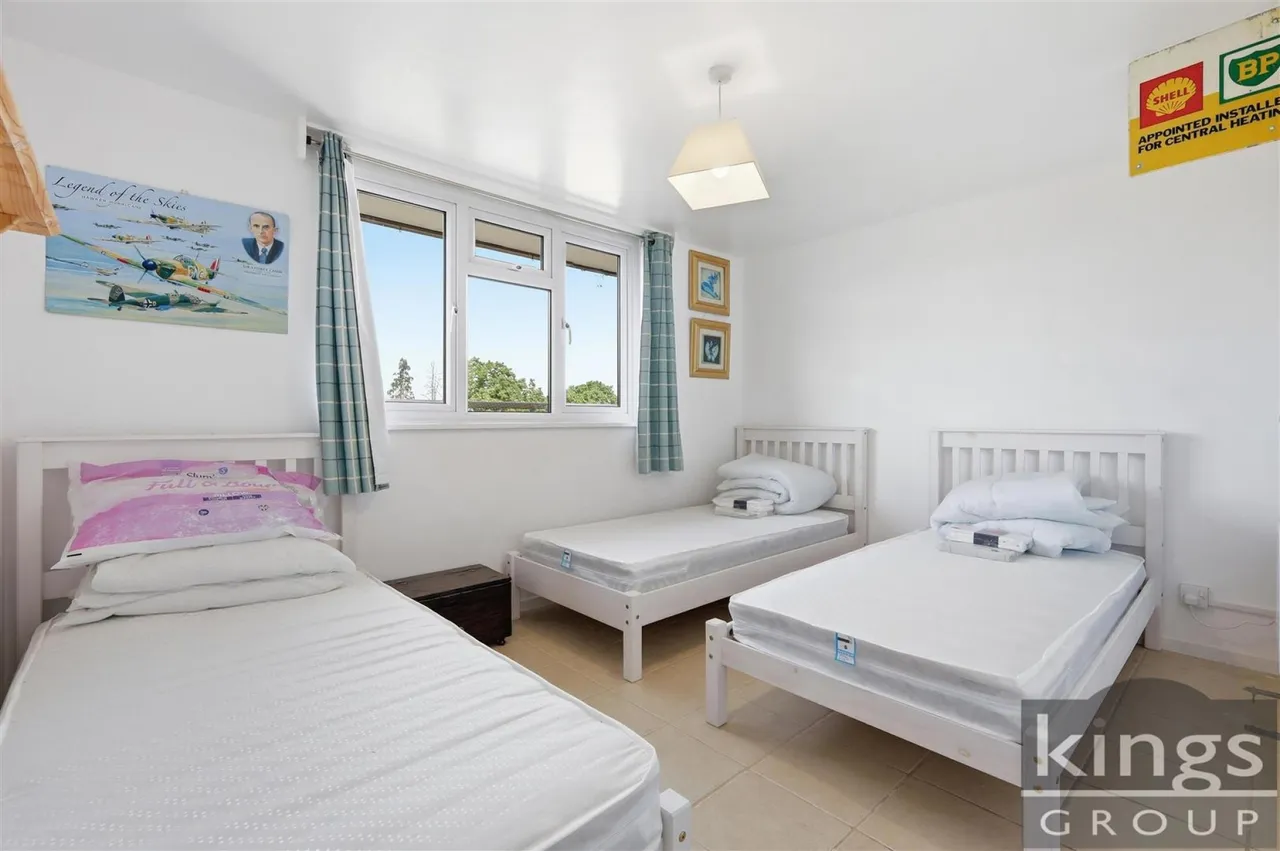 Cedar Road, Enfield, photo 8