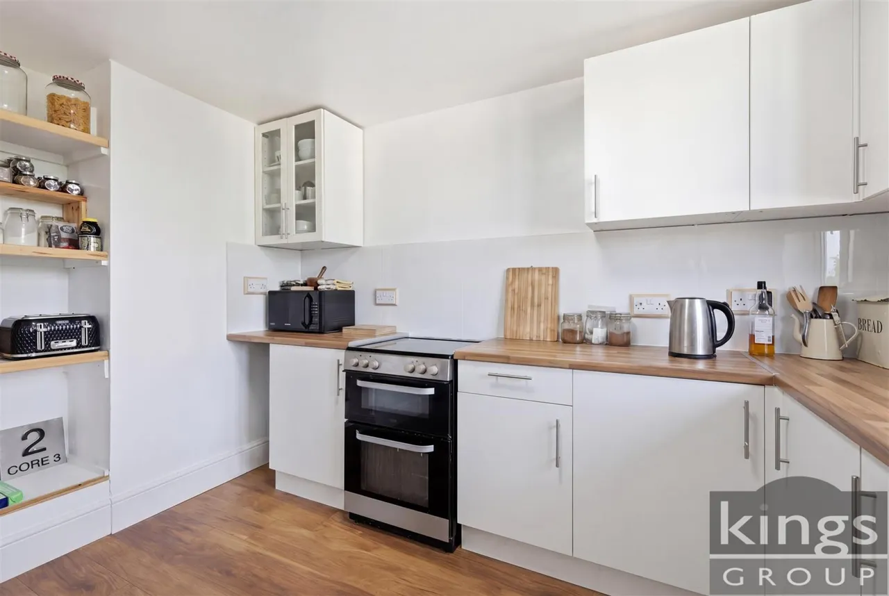 Cedar Road, Enfield, photo 6