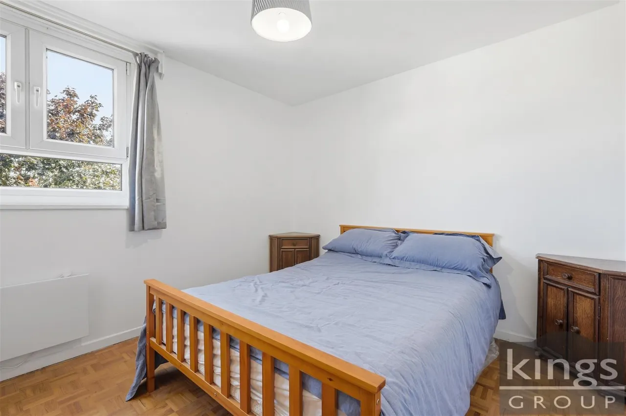 Cedar Road, Enfield, photo 10