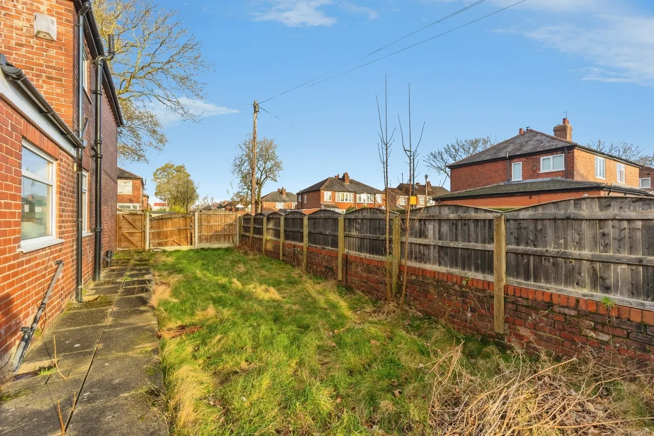 Bedford Road, Firswood, M16, photo 18