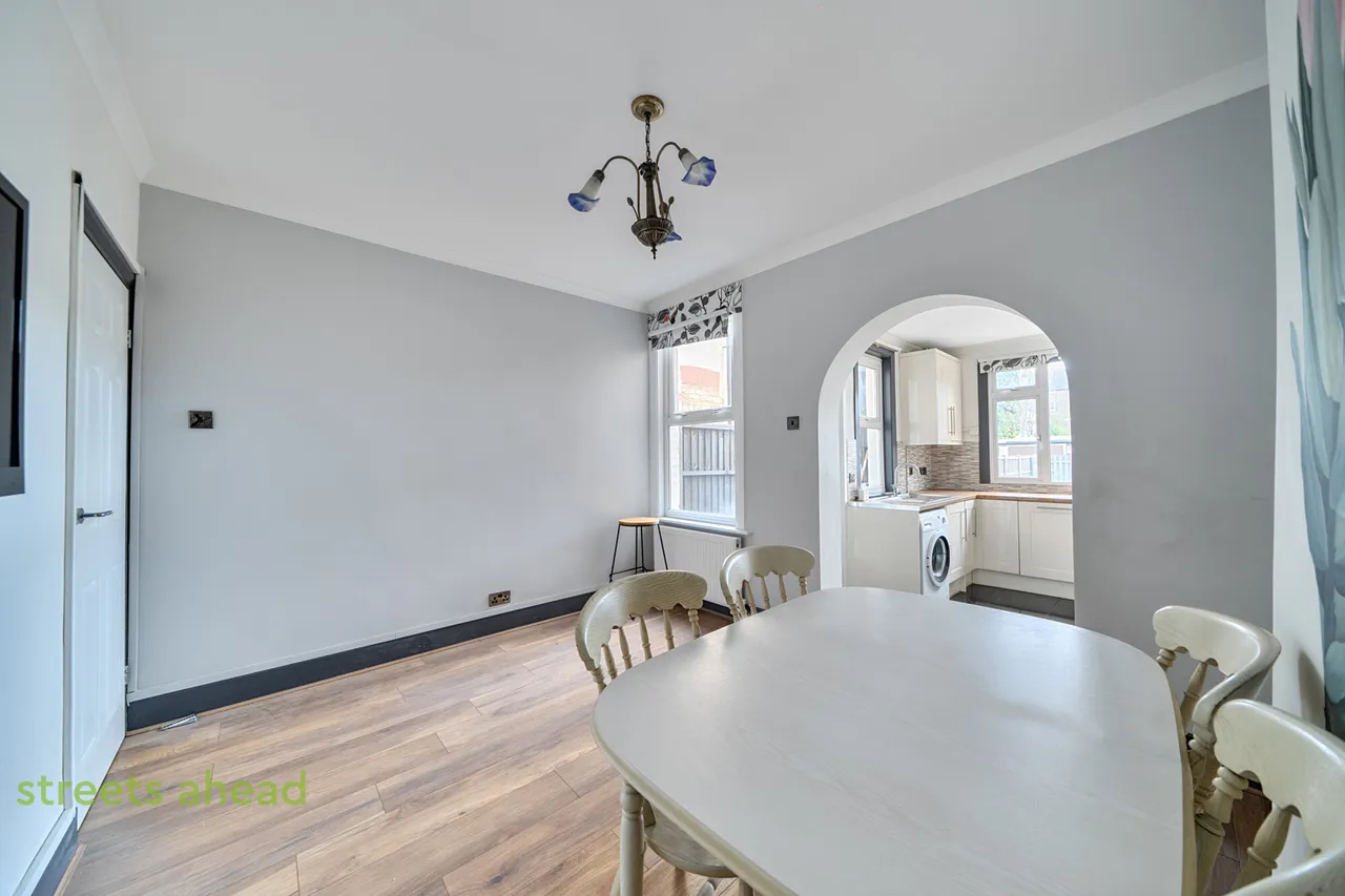 Lakehall Road, Thornton Heath, CR7, photo 8