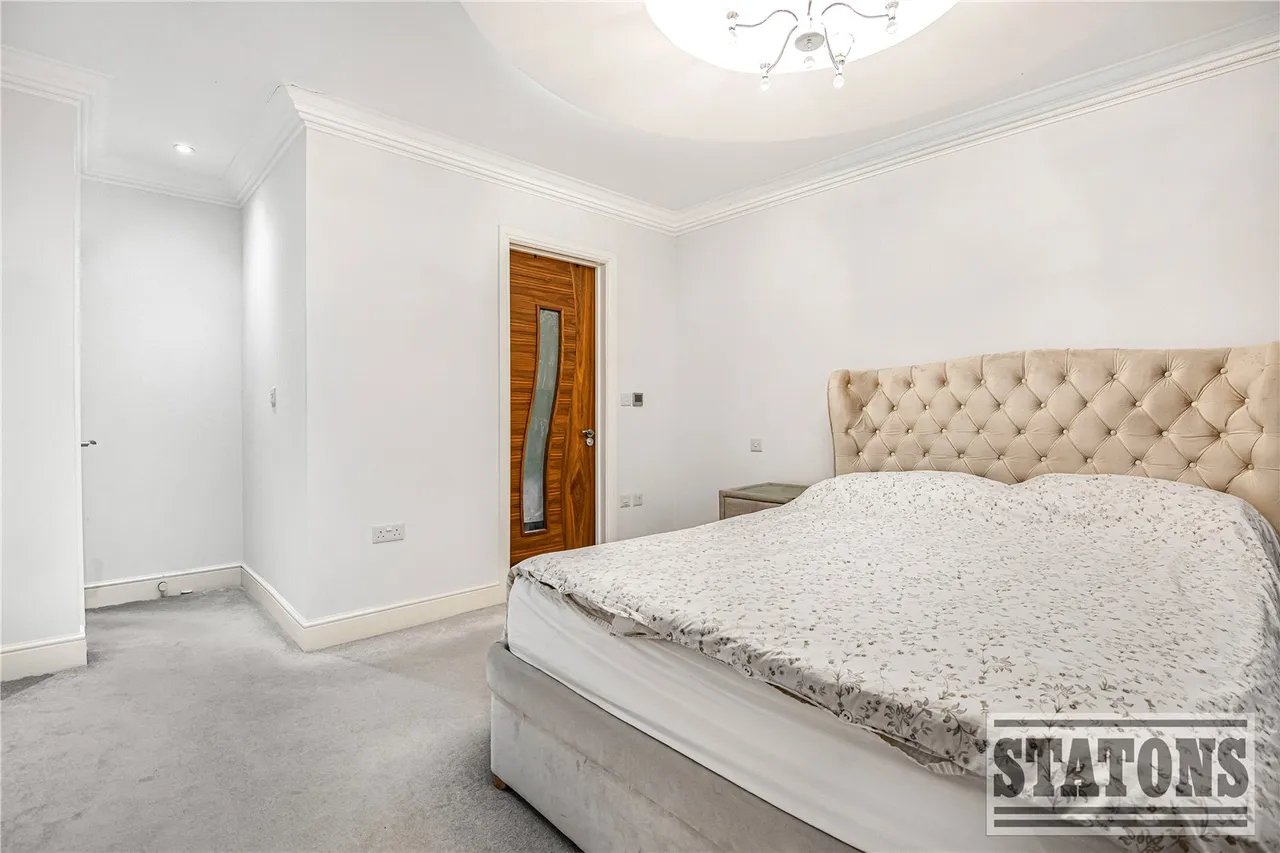 Hadley Road, Enfield, EN2 8JT, photo 11