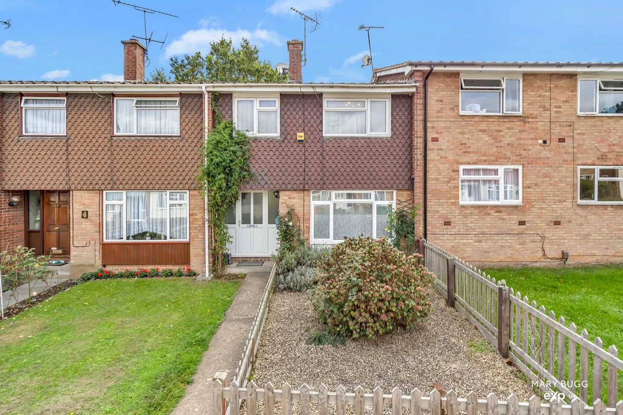 3 bed house for sale, Pryors Road, Galleywood, CM2