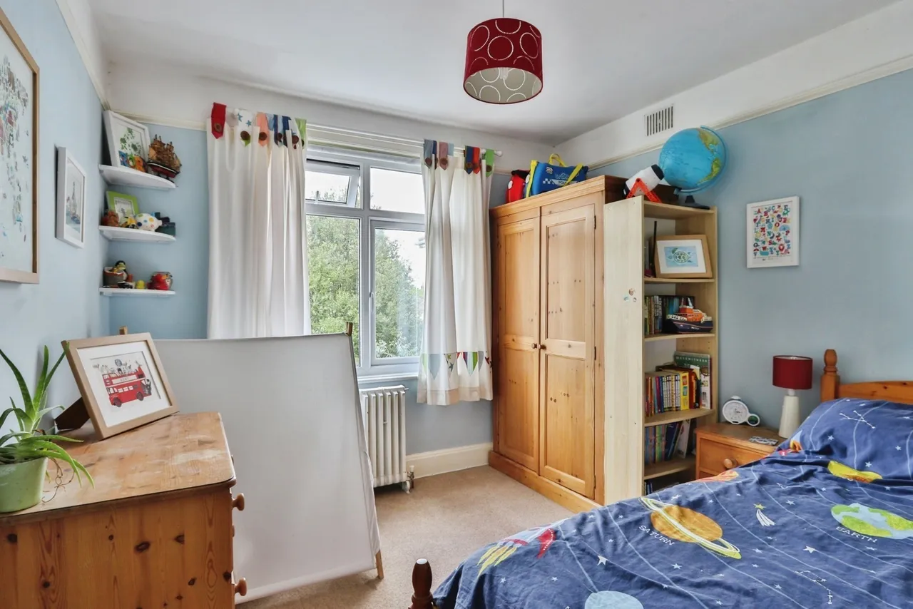 Ashmore Crescent, Poole, BH15, photo 16