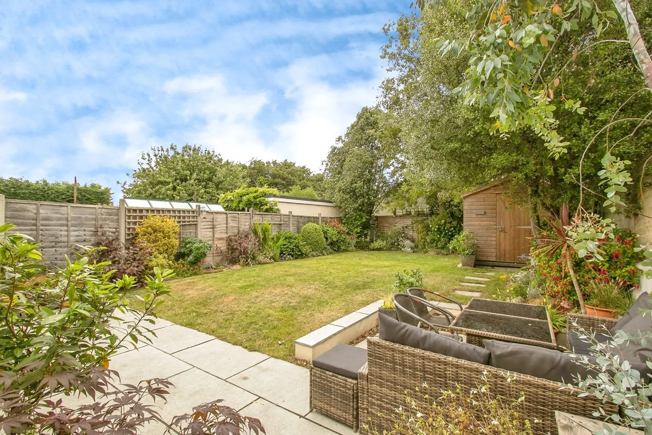 Ashmore Crescent, Poole, BH15, photo 9
